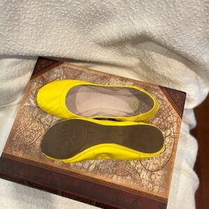 Vince Camuto Yellow Women's Flats